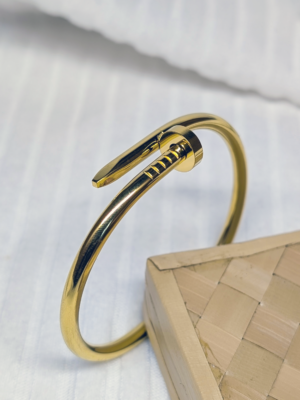 Nail Bangle - BAG113