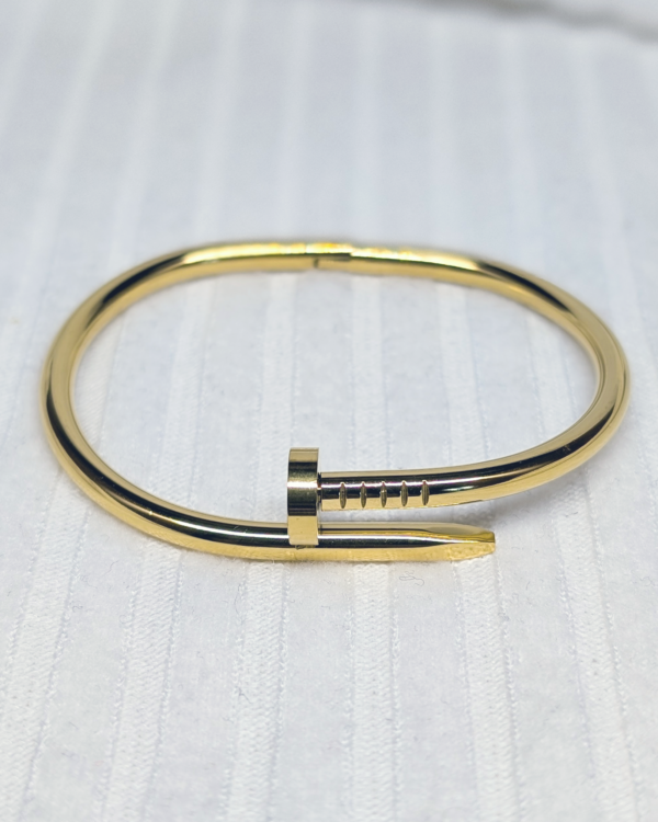 Nail Bangle - BAG113