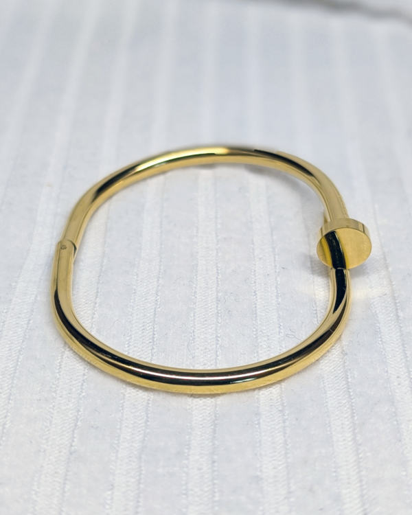 Nail Bangle - BAG113