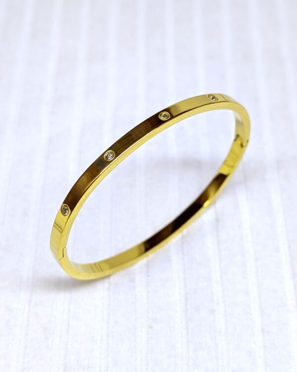 Diamond Bangle Small – BAG117