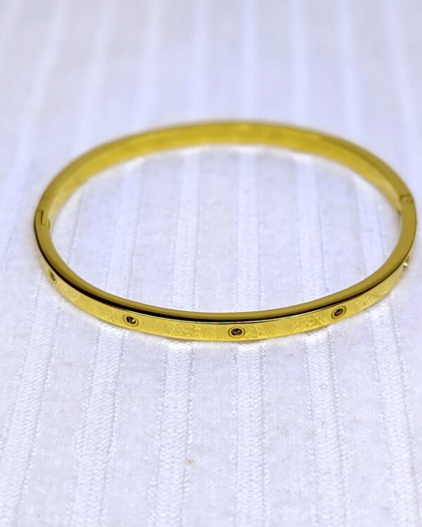 Diamond Bangle Small – BAG117