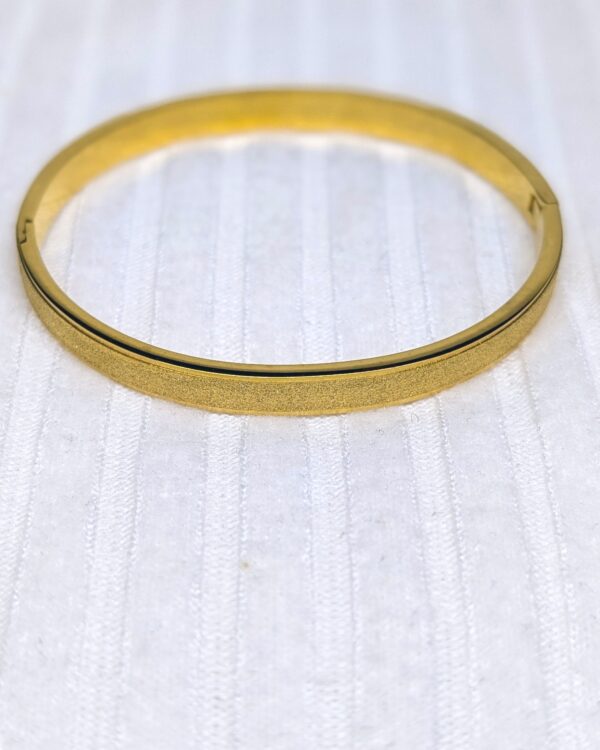 Frosted Bangle - BAG129