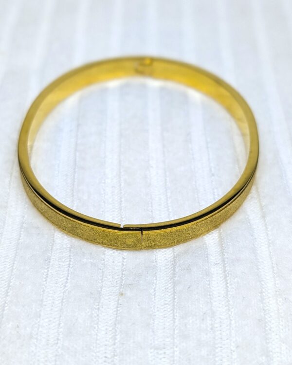 Frosted Bangle - BAG129