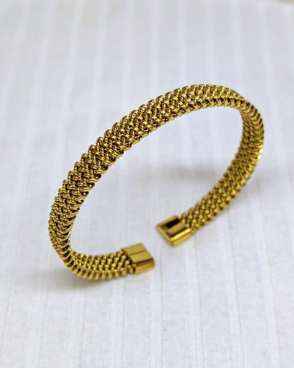 Braided Bangle - BAG134