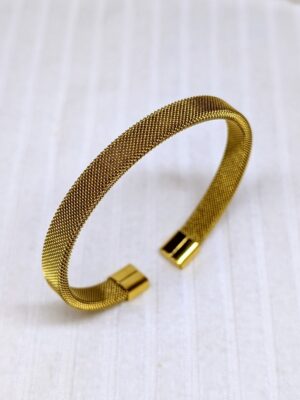 Braided Wire Bangle - BAG135